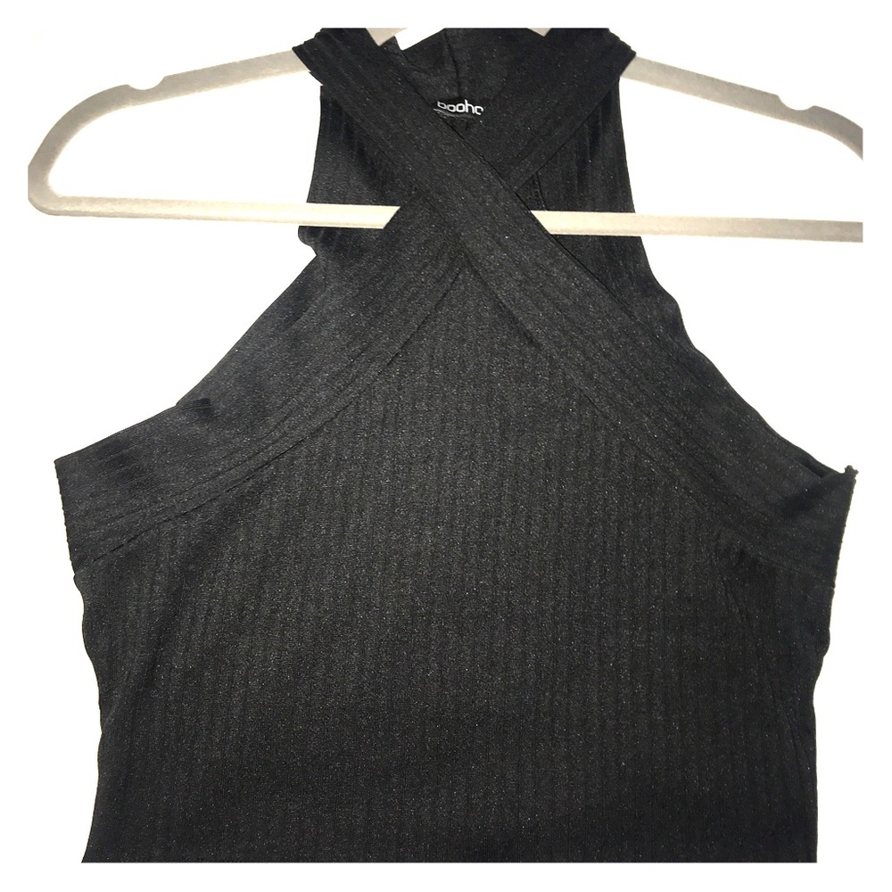 boohoo high neck cropped top